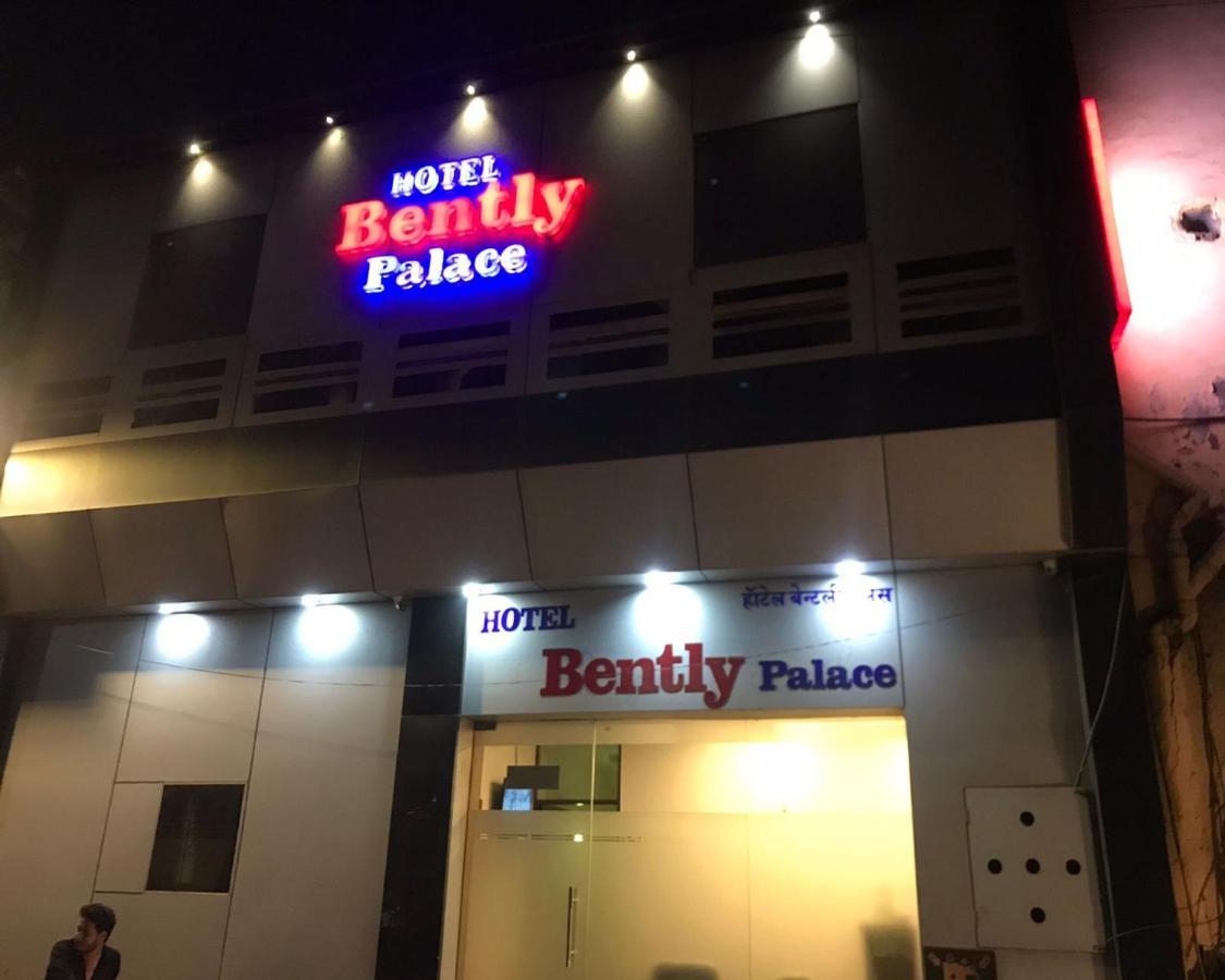Flagship 83490 Hotel Bently Palace Βομβάη Εξωτερικό φωτογραφία