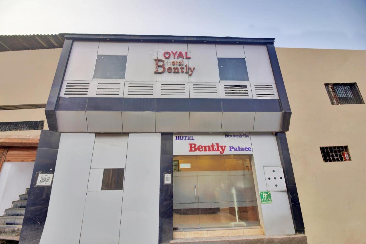 Flagship 83490 Hotel Bently Palace Βομβάη Εξωτερικό φωτογραφία