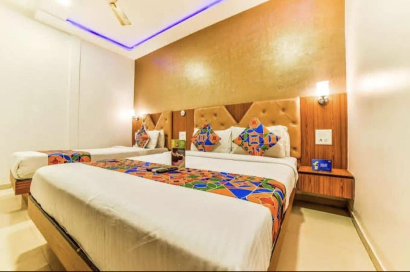 Flagship 83490 Hotel Bently Palace Βομβάη Εξωτερικό φωτογραφία