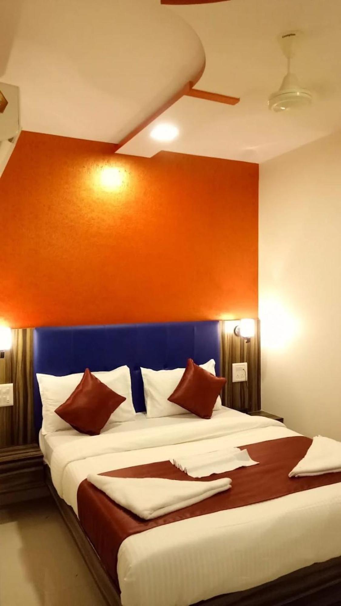 Flagship 83490 Hotel Bently Palace Βομβάη Εξωτερικό φωτογραφία