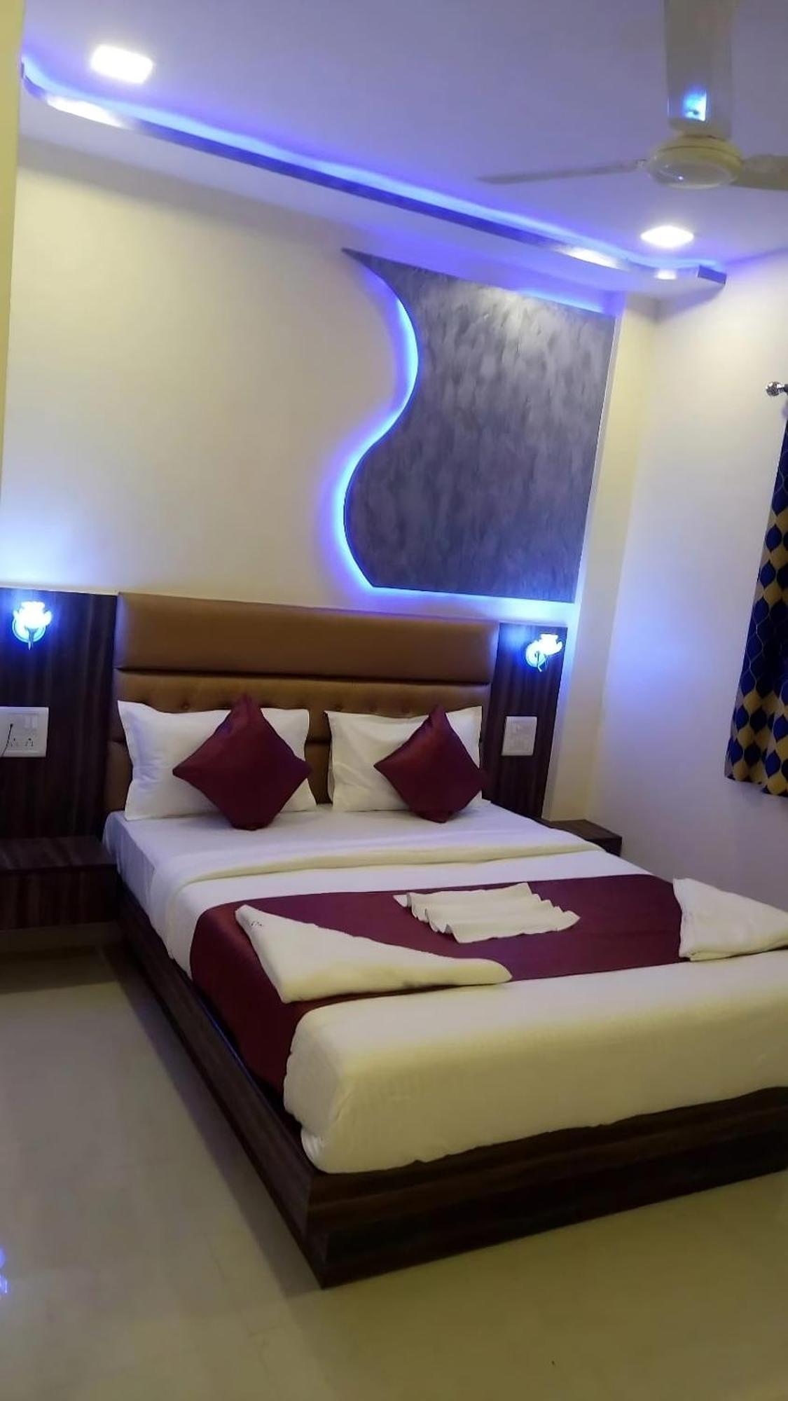Flagship 83490 Hotel Bently Palace Βομβάη Εξωτερικό φωτογραφία