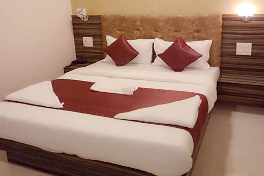 Flagship 83490 Hotel Bently Palace Βομβάη Εξωτερικό φωτογραφία